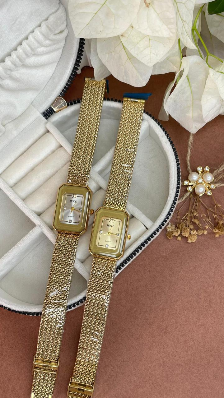 Montre élégante dorée – Design rectangulaire raffiné